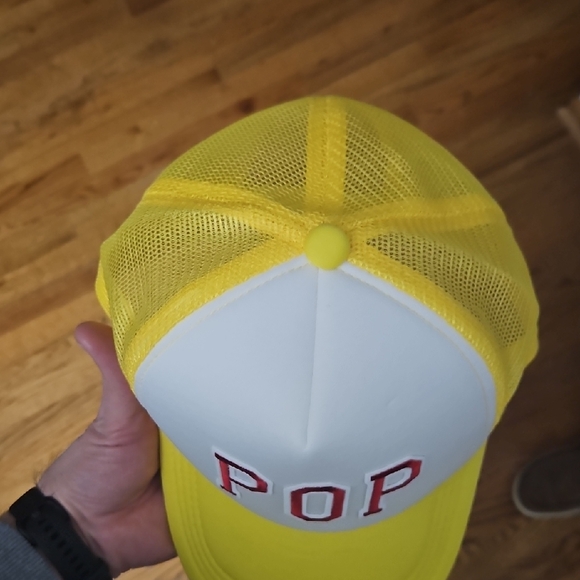Hand Crafted Yellow and White POP Cap - Picture 8 of 10